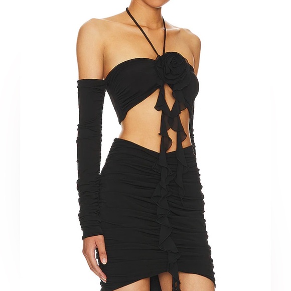 REVOLVE Korra Set Black M 🩷 - Picture 2 of 10